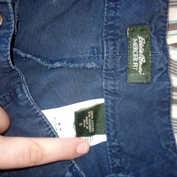 (4/$15)Eddie Bauer mercer fit shorts size 8 - Picture 2 of 3